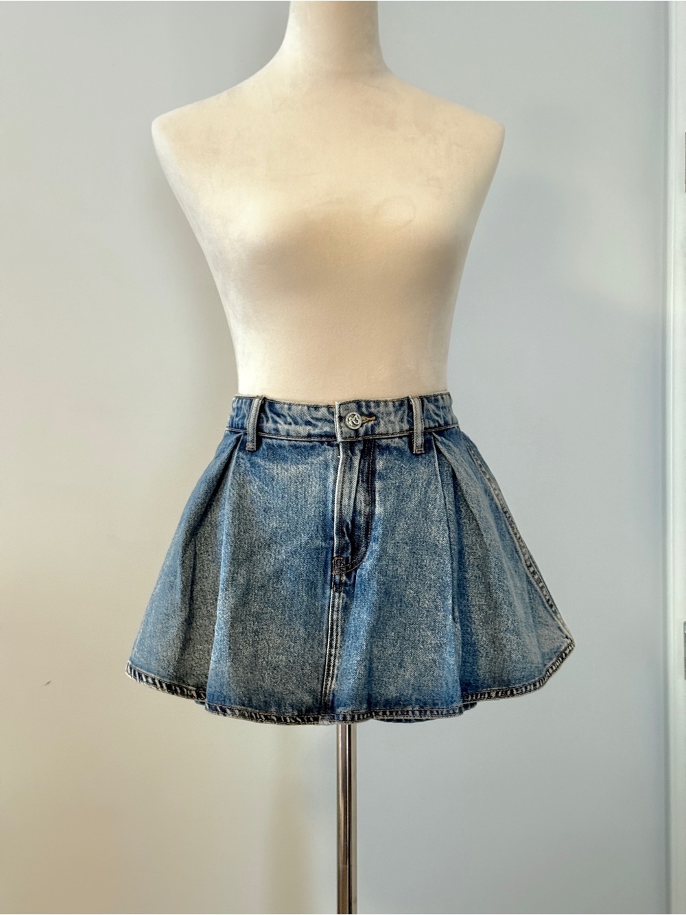 Miss Sixty Retro High Waisted Denim Skort sz M NWT